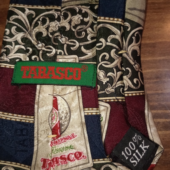 Tabasco Golf Tie - Picture 3 of 3